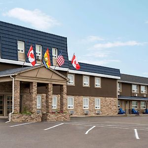 Days Inn By Wyndham Fredericton